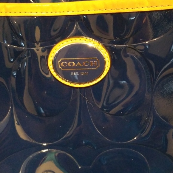 Coach crossbody - Picture 2 of 8